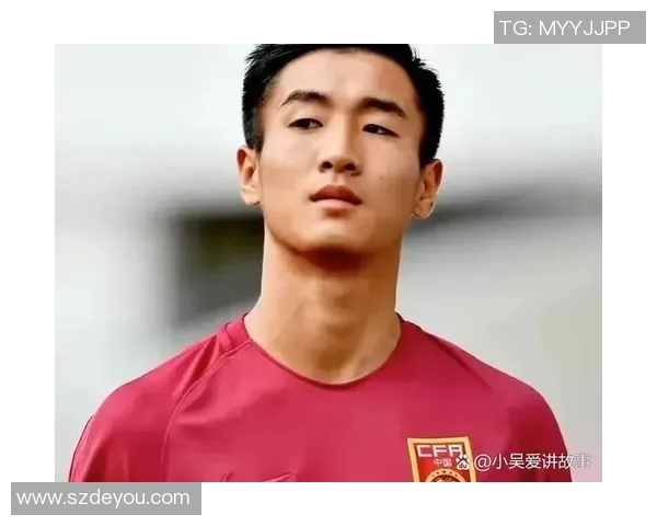 重庆足球队比赛经验引发热议球迷对战术选择和球员表现争论不休